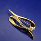 Elegante Damen Brosche mit Strassbesatz – Goldfarbenes Abstraktes Design