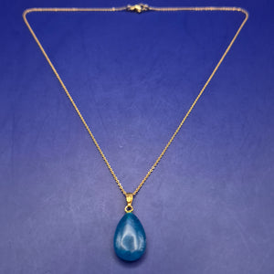 Elegante Damen Kette – Goldfarben mit blauem Tropfenanhänger