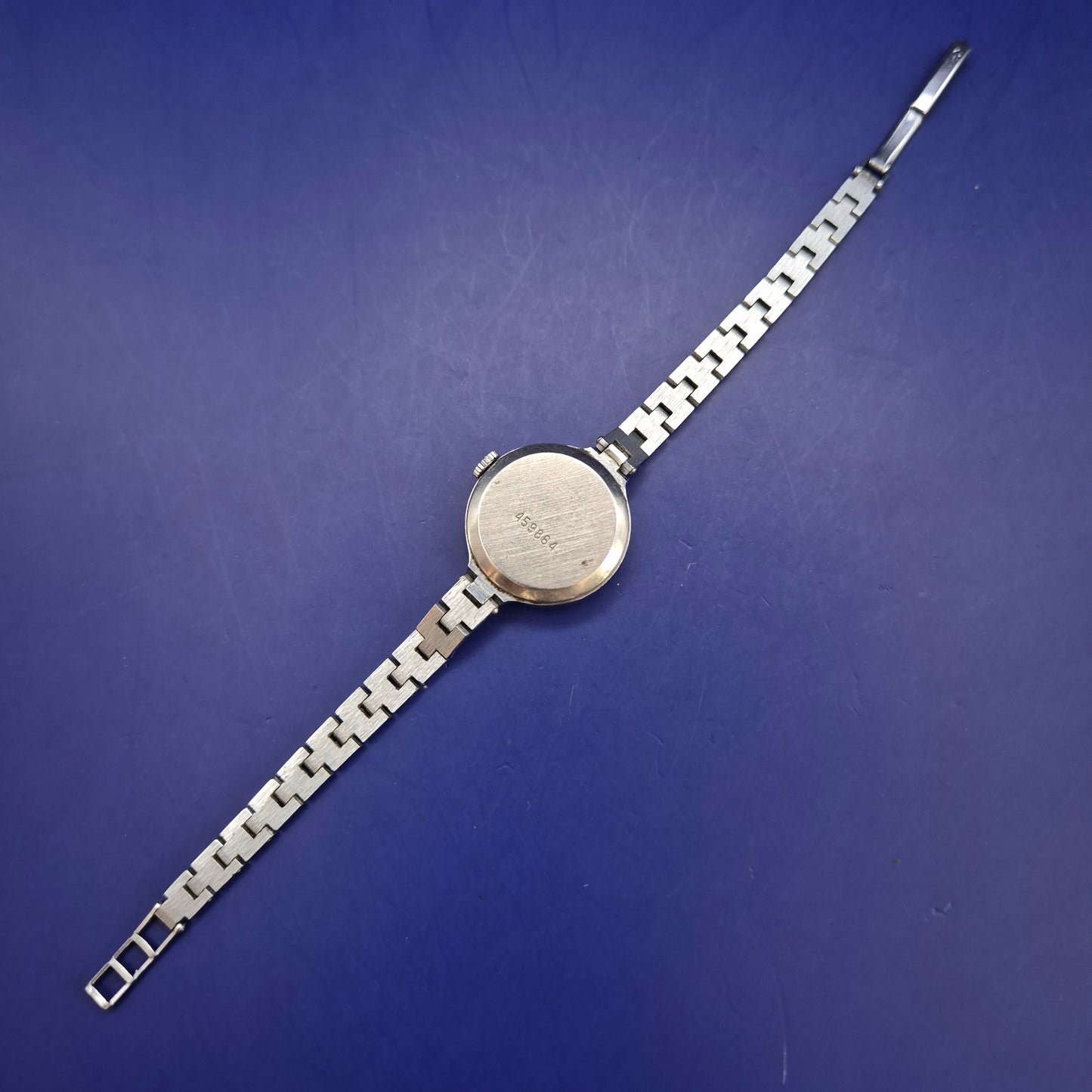 Elegante Vintage Luch Damen Uhr – Filigranes Sowjet-Design