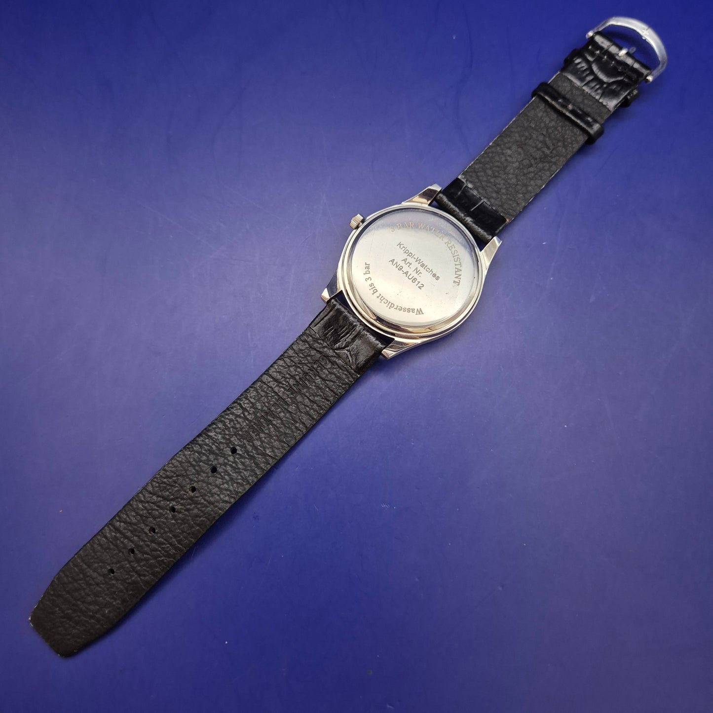 Elegante Ascot Herren Uhr – Zeitloses Design mit Sonnenschliff-Zifferblatt