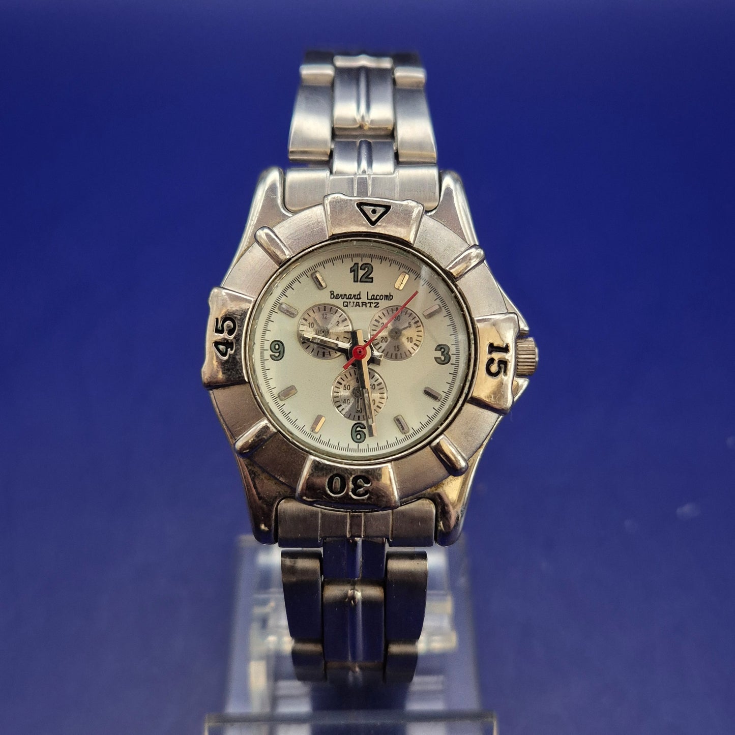 Robuste Bernard Lacomb Herren Uhr – Markantes Design in Edelstahl