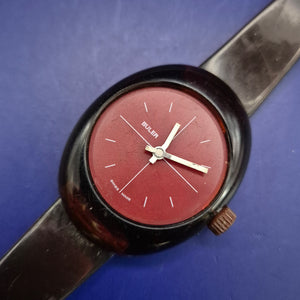 Vintage Buler Swiss Made Herren Uhr – Retro-Stil mit rotem Zifferblatt