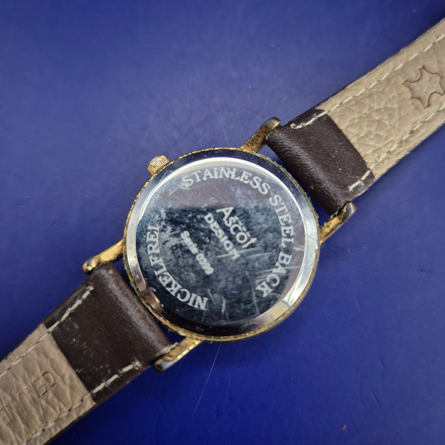 Klassische Ascot Damen Uhr – Zeitloses Design mit braunem Lederarmband