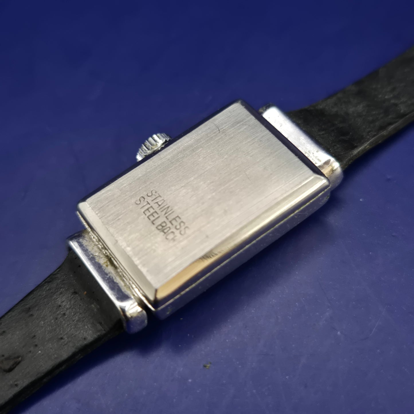 Titel Antike Foresta Damen Uhr – Klassisches Design mit 17 Jewels