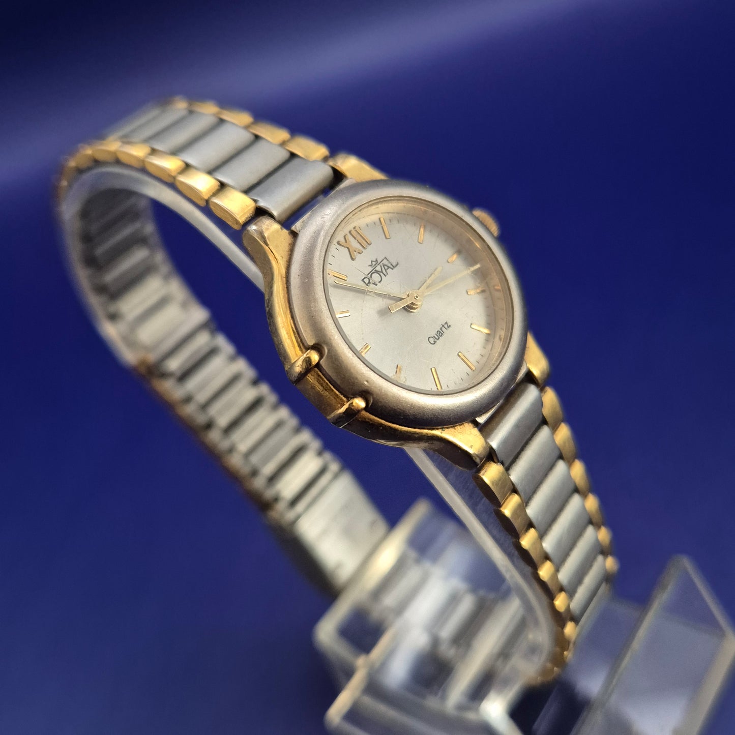 Klassische Royal Damen Uhr – Bicolor-Design mit römischen Ziffern