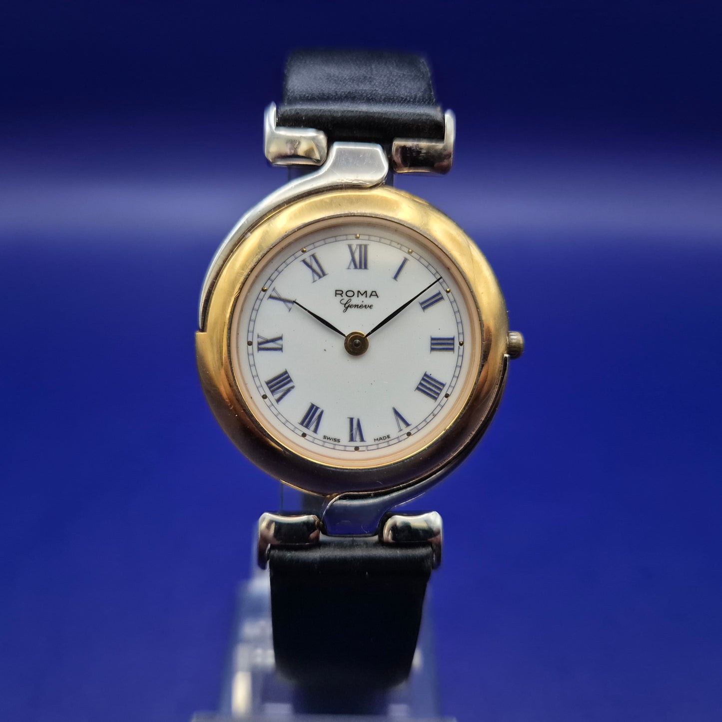Exklusive Roma Genève Damen Uhr – Bicolor Design mit Römischen Ziffern