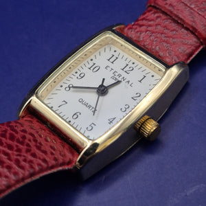 Elegante Eternal Love Damen Uhr – Klassisches Design in Gold & Rot
