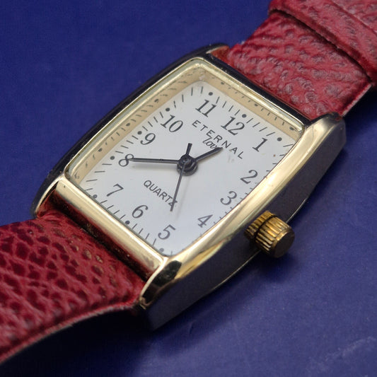 Elegante Eternal Love Damen Uhr – Klassisches Design in Gold & Rot