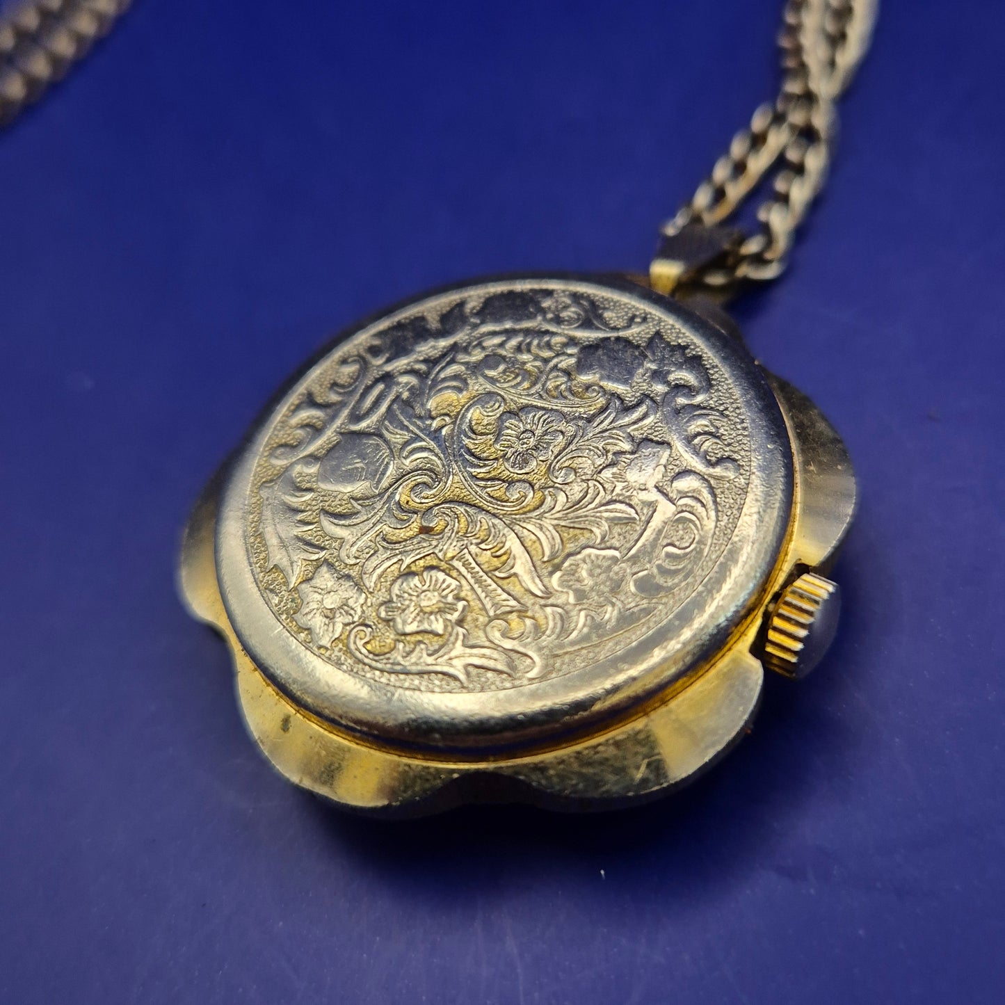 Elegante Maurice Lacroix Damen Uhr – Bicolor Design mit Goldakzenten