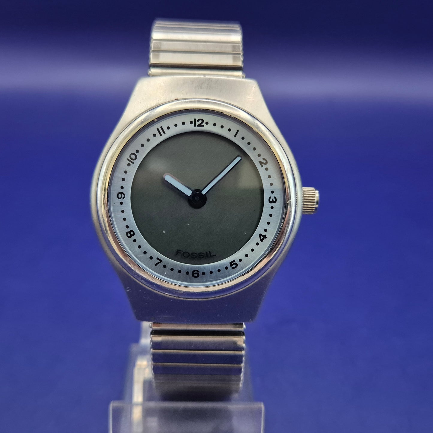 Moderne Fossil Damen Uhr Big Tic – Futuristisches Design mit Digital-Sekunde