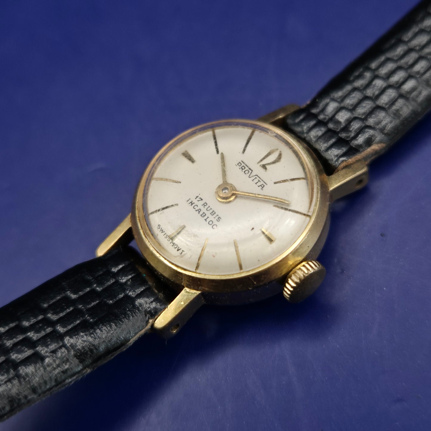 Klassische Provita Damen Uhr – Vintage Eleganz mit 17 Rubis