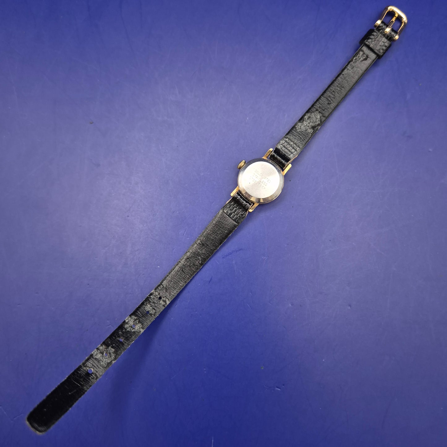 Klassische Provita Damen Uhr – Vintage Eleganz mit 17 Rubis