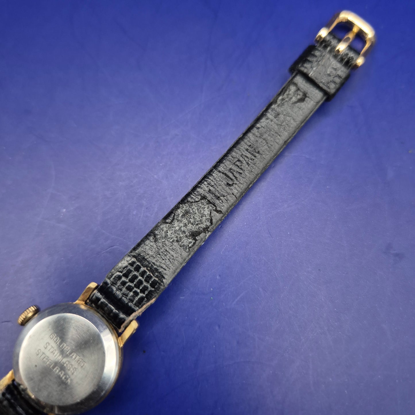 Klassische Provita Damen Uhr – Vintage Eleganz mit 17 Rubis
