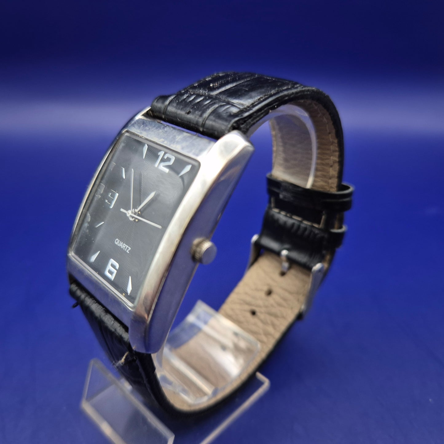 Klassische Herren Uhr mit schwarzem Lederarmband – Zeitloser Business-Look