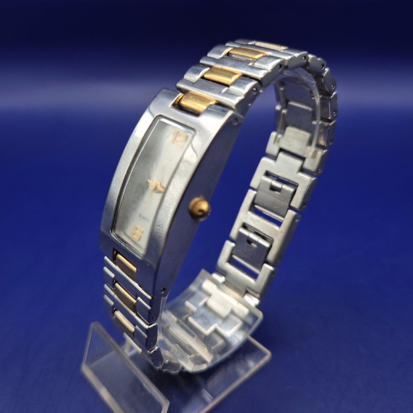 Elegante Damen Uhr im Bicolor Design – Stilvolles Rechteck-Gehäuse