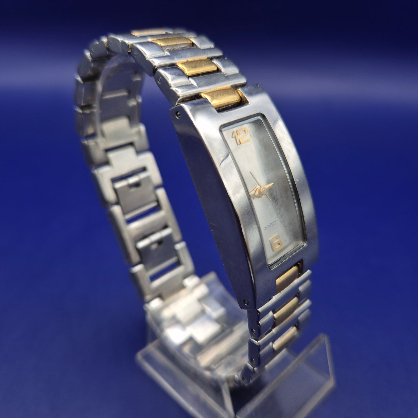 Elegante Damen Uhr im Bicolor Design – Stilvolles Rechteck-Gehäuse