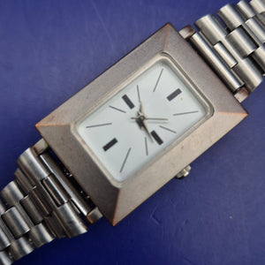 Elegante Damen Uhr – Minimalistisches Rechteck-Design in Silber