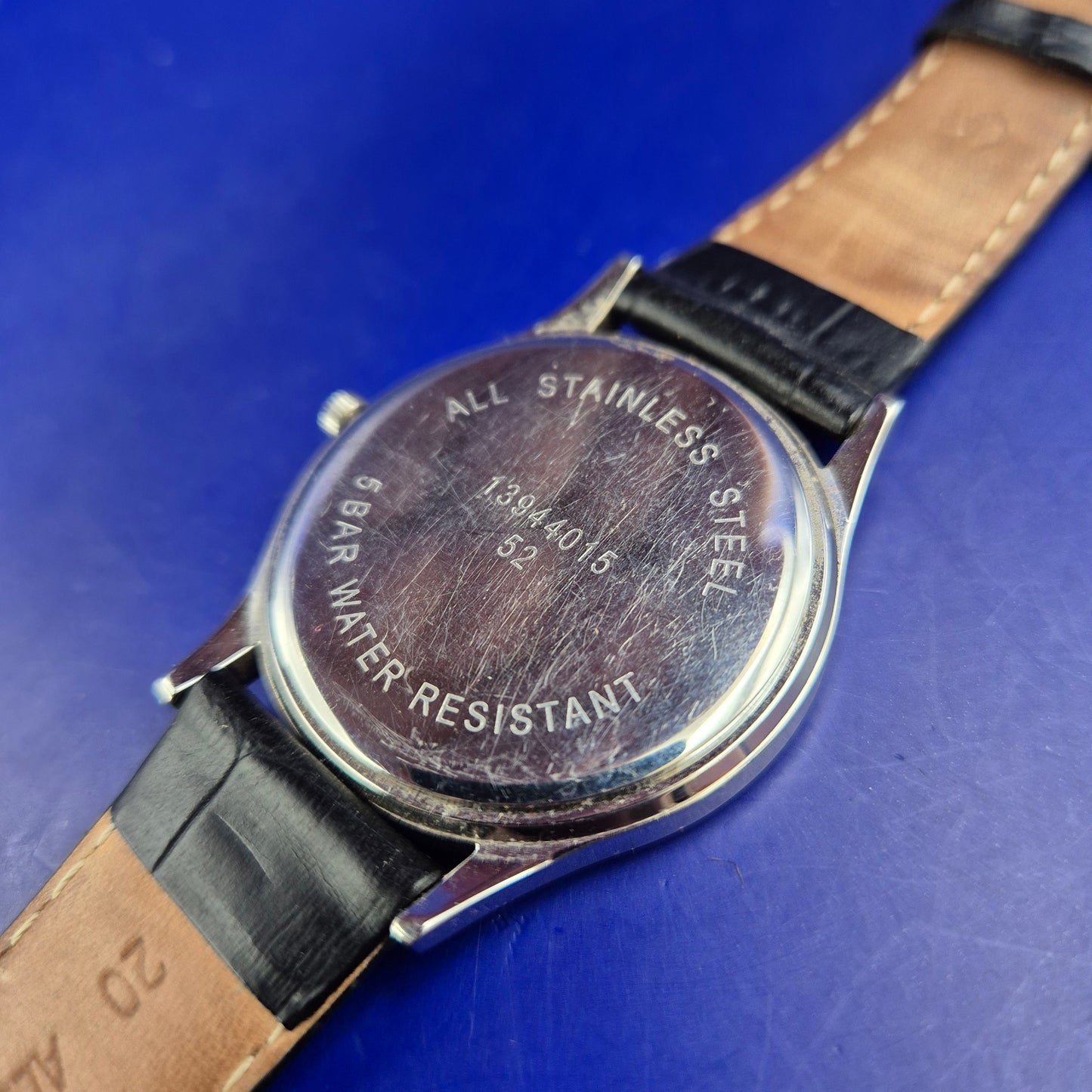 Klassische Regent Herren Uhr – Elegantes Schwarzes Zifferblatt & Leder