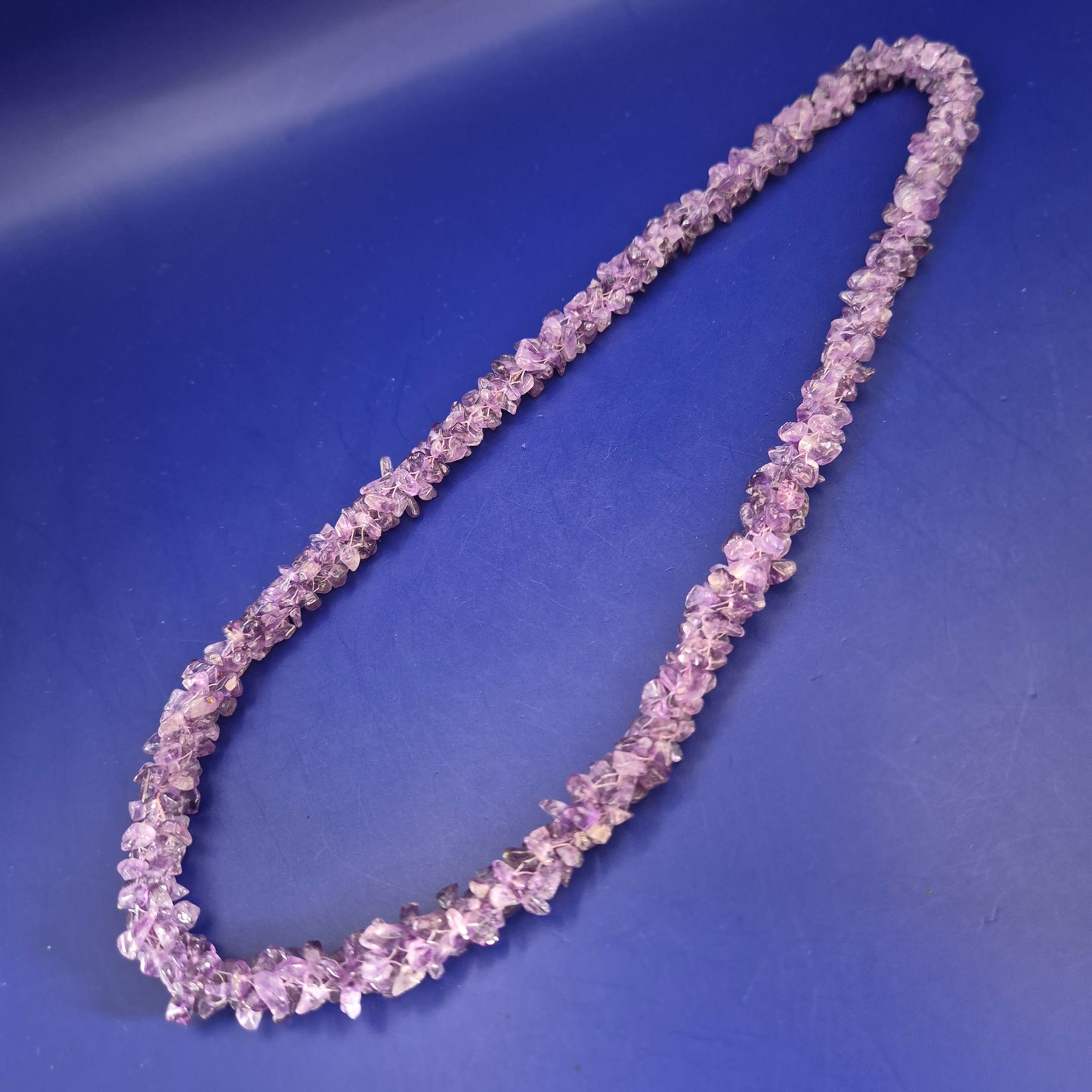 Edle Amethyst Splitterkette – Natürliches Violett für zeitlosen Stil