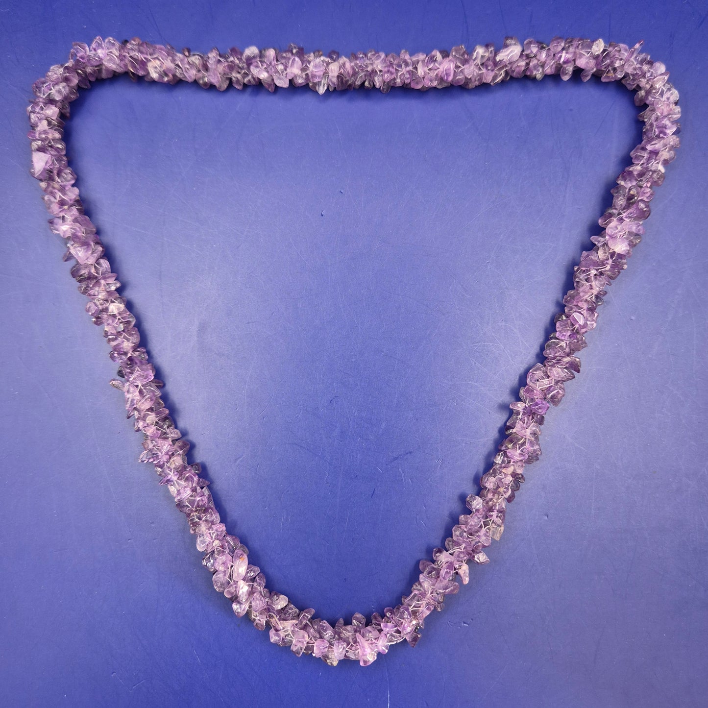 Edle Amethyst Splitterkette – Natürliches Violett für zeitlosen Stil