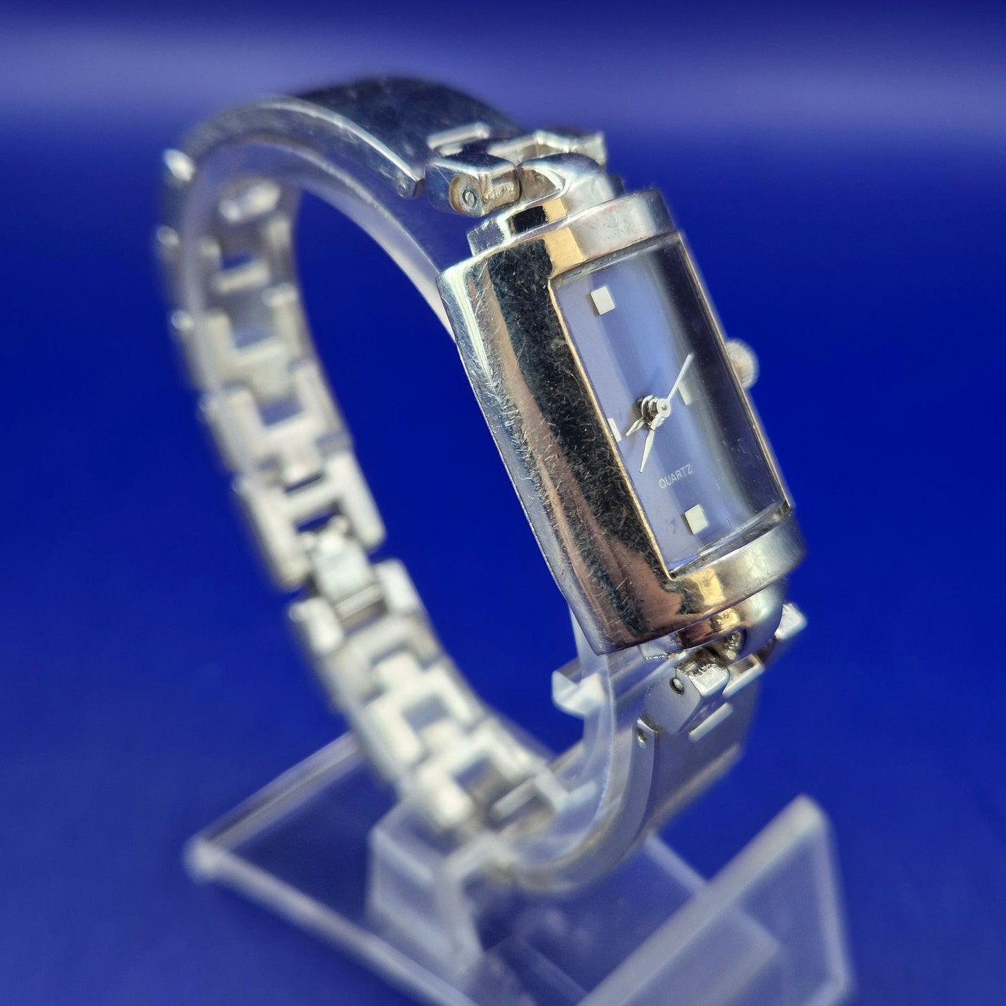 Elegante Yves Poinet Damen Uhr – Klassisch in Silber mit blauem Zifferblatt
