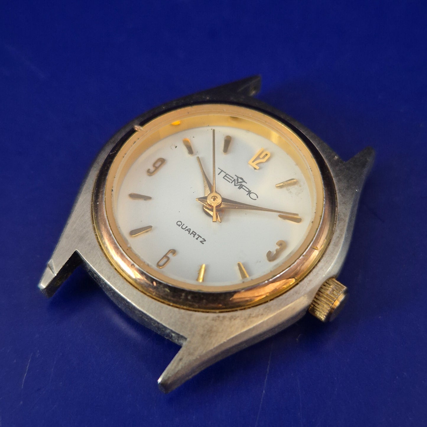 Klassische Tempic Damen Uhr – Bicolor Design mit weißem Zifferblatt