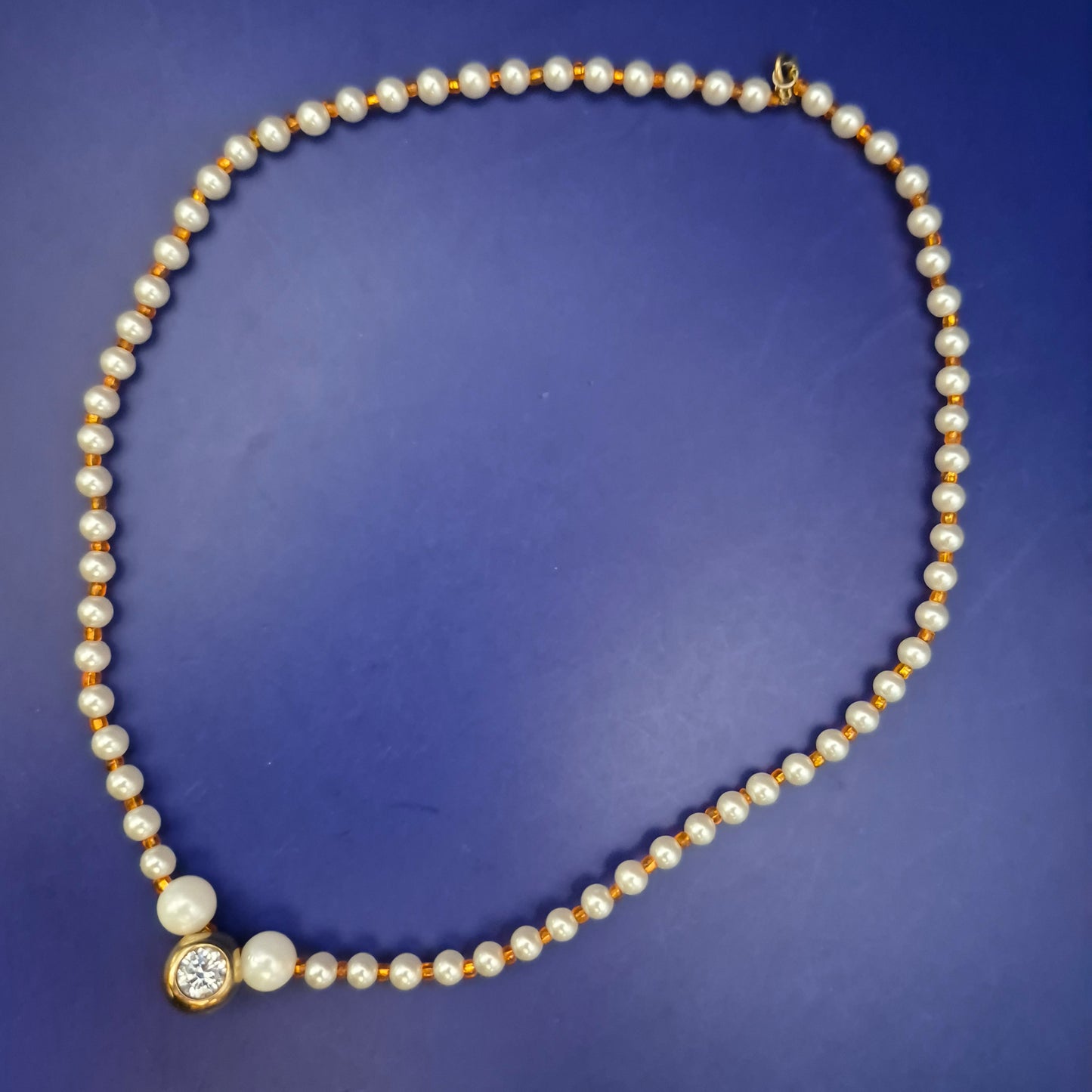Elegante Perlen Halskette mit 925 Silber Anhänger – Klassischer Stil