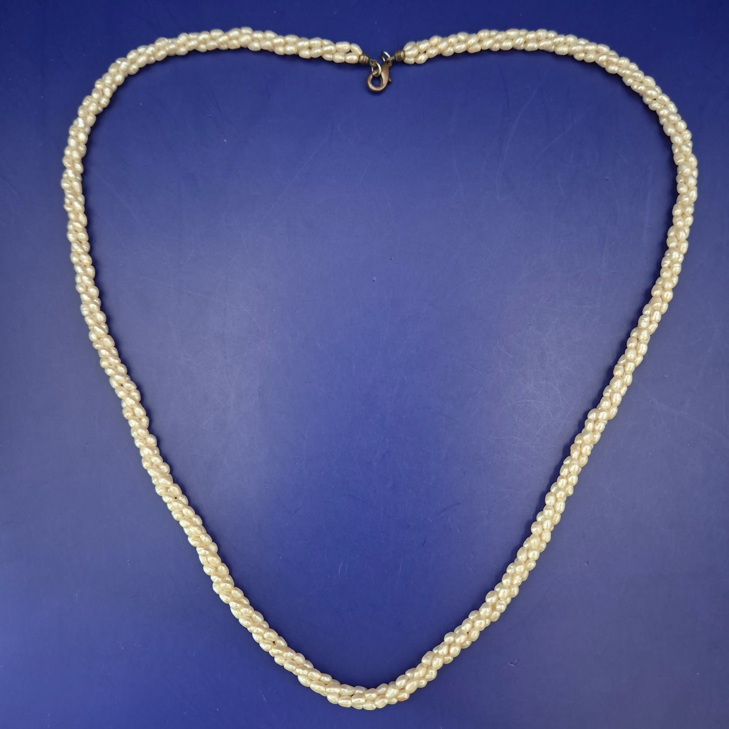 Edle Süßwasserperlen Kette – Elegantes Design in schimmerndem Weiß