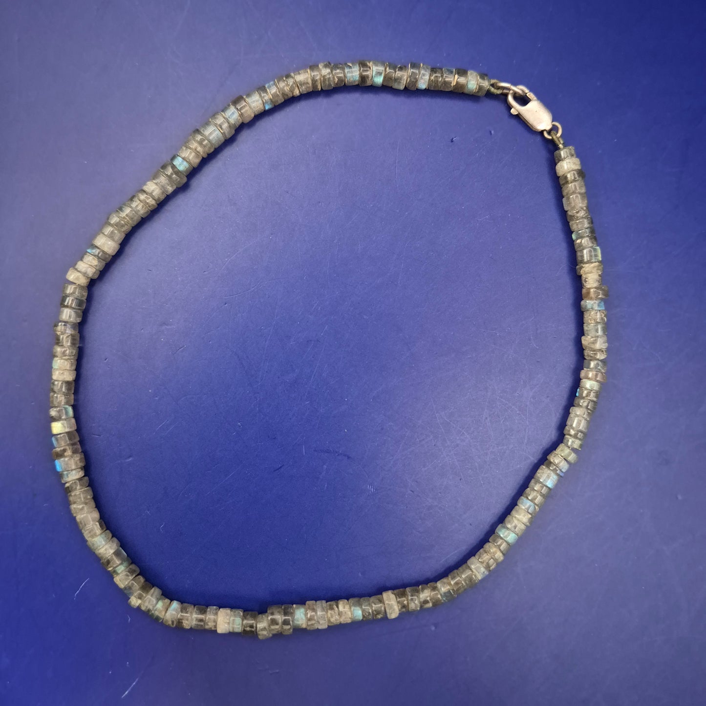 Edle Labradorit Kette mit 925 Silber Verschluss – Schimmerndes Design