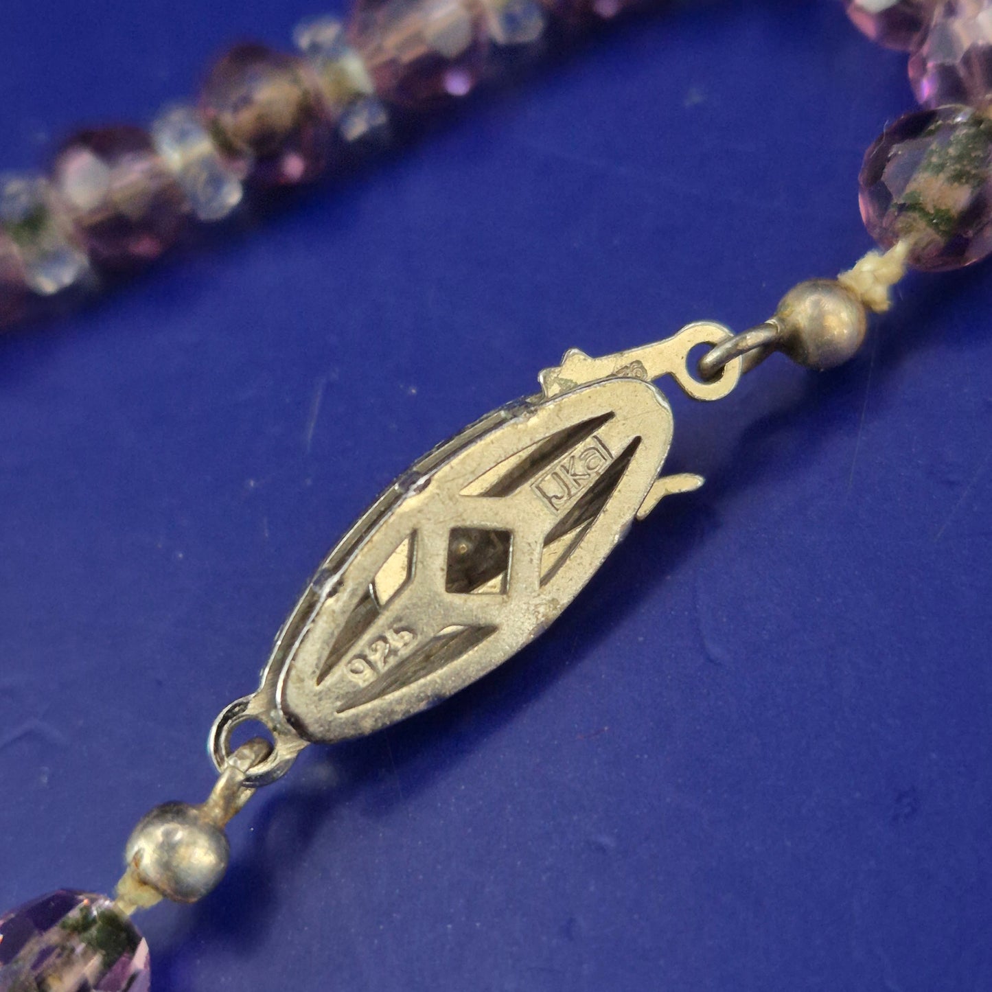 Vintage Amethyst-Glas Kette mit 925 Silber Verschluss – Eleganter Schmuck