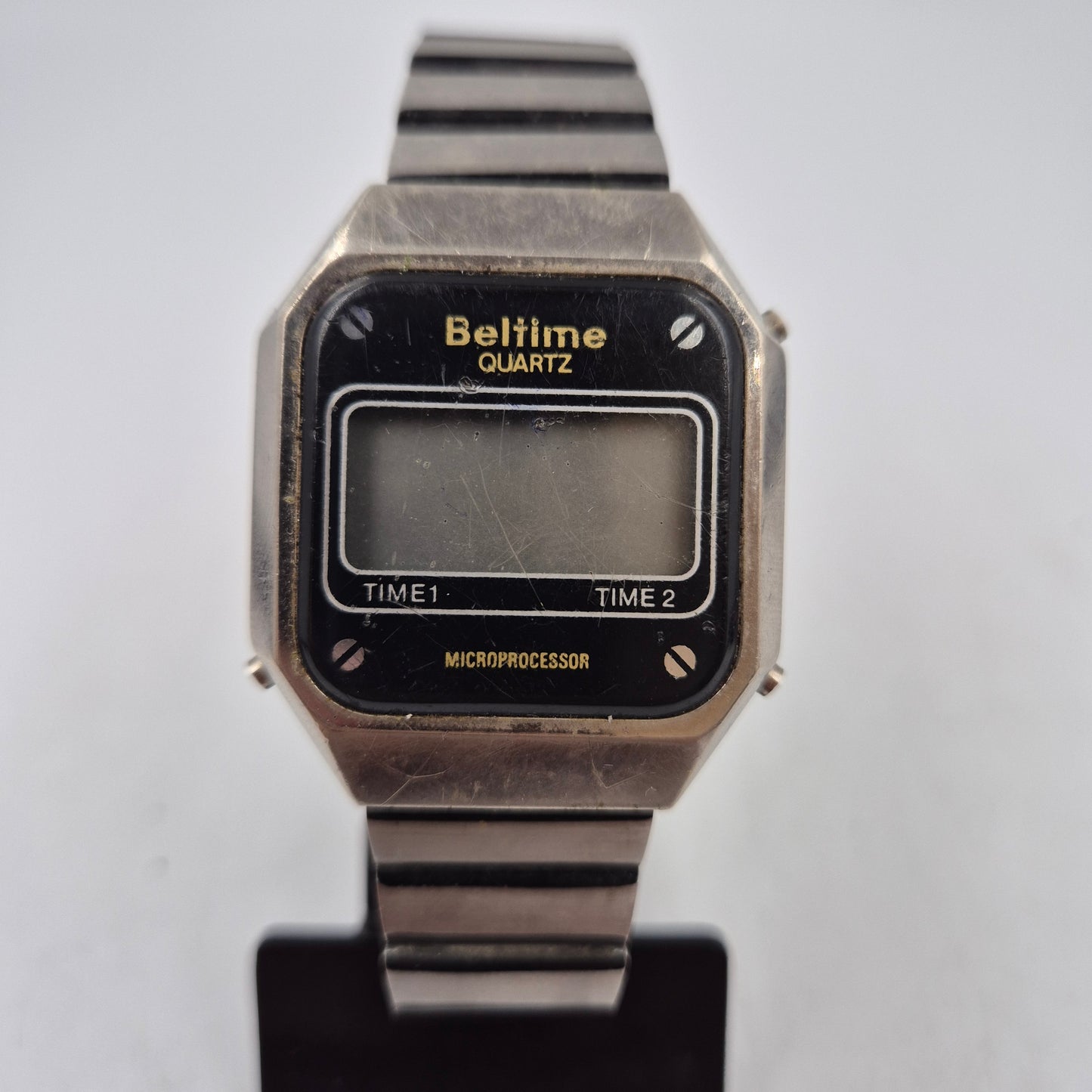 Vintage Beltime Herren Uhr – Retro Digital Design mit Gehäuse aus Edelstahl