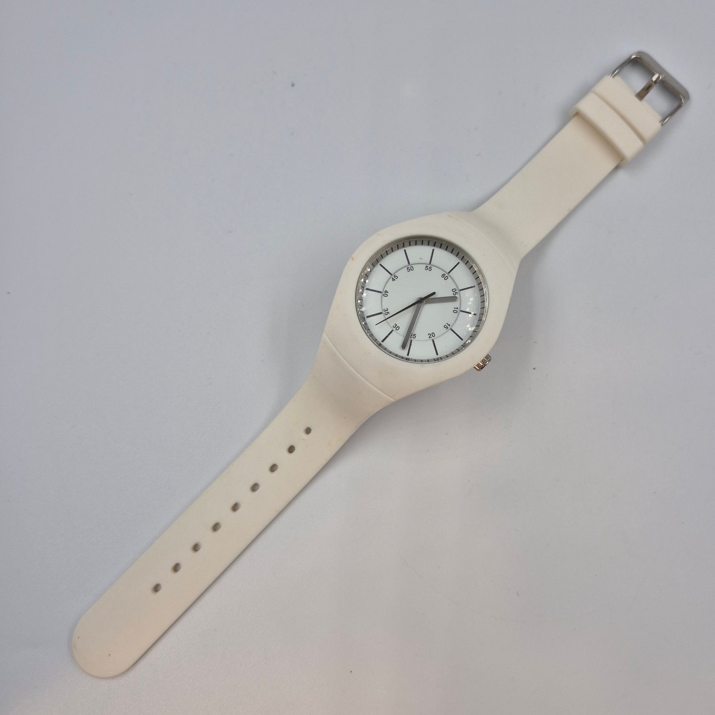 Schlichte Unisex Armband Uhr – Minimalistisches Design in Weiß