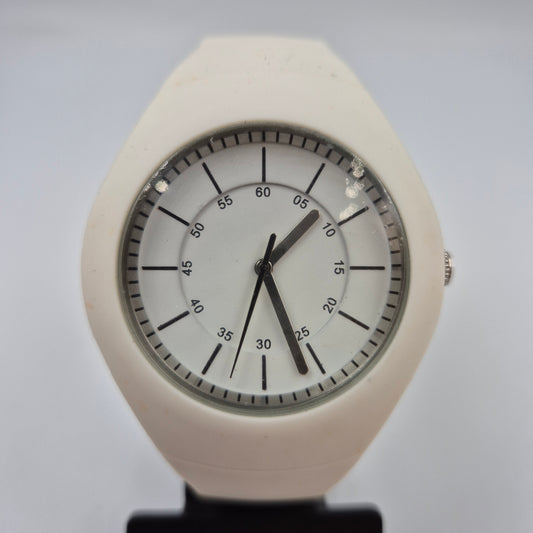 Schlichte Unisex Armband Uhr – Minimalistisches Design in Weiß