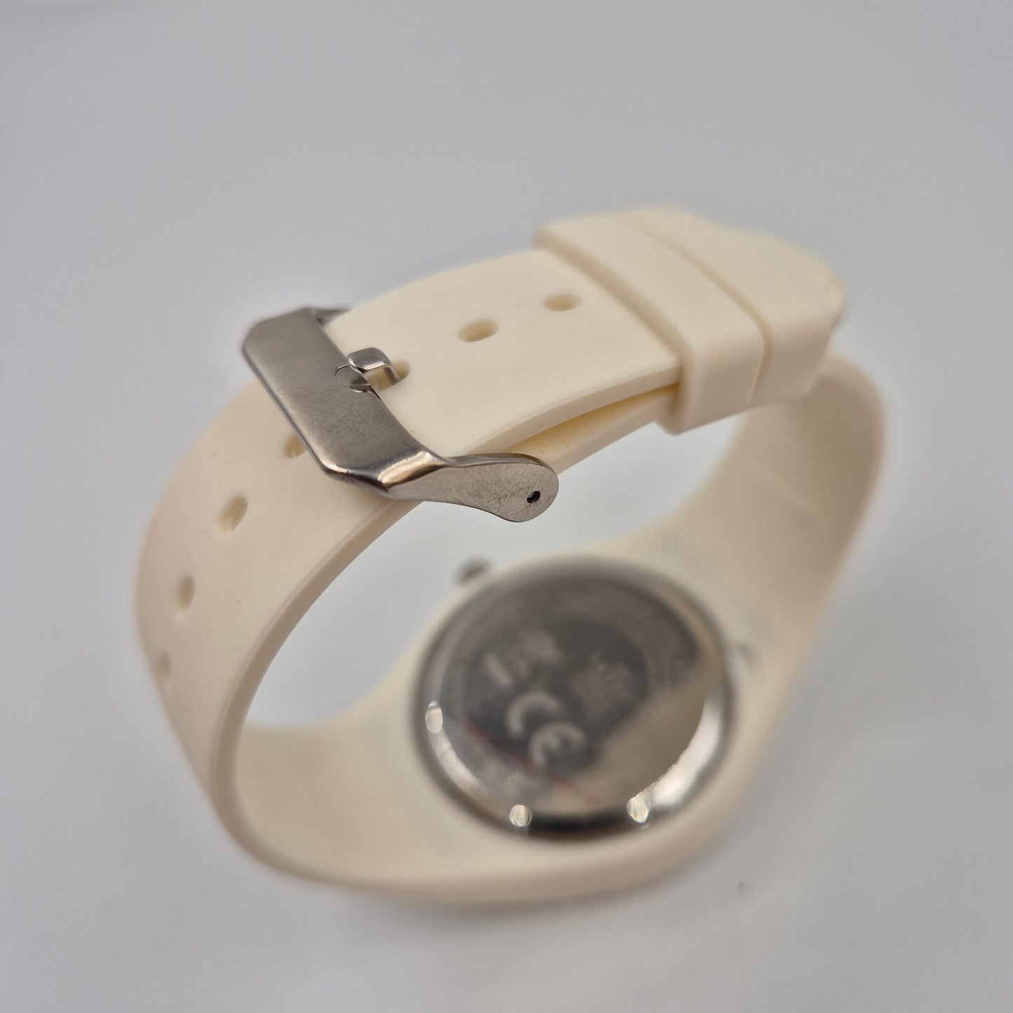 Schlichte Unisex Armband Uhr – Minimalistisches Design in Weiß