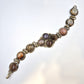 Antikes Armband mit Edelsteinen – Boho-Stil in Messing-Optik