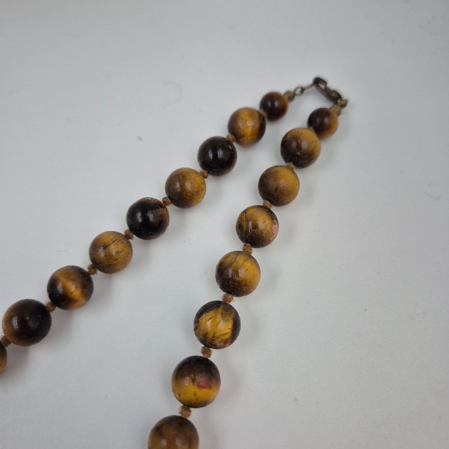 Elegante Tigerauge Edelstein Halskette – Zeitloser Naturstein Schmuck