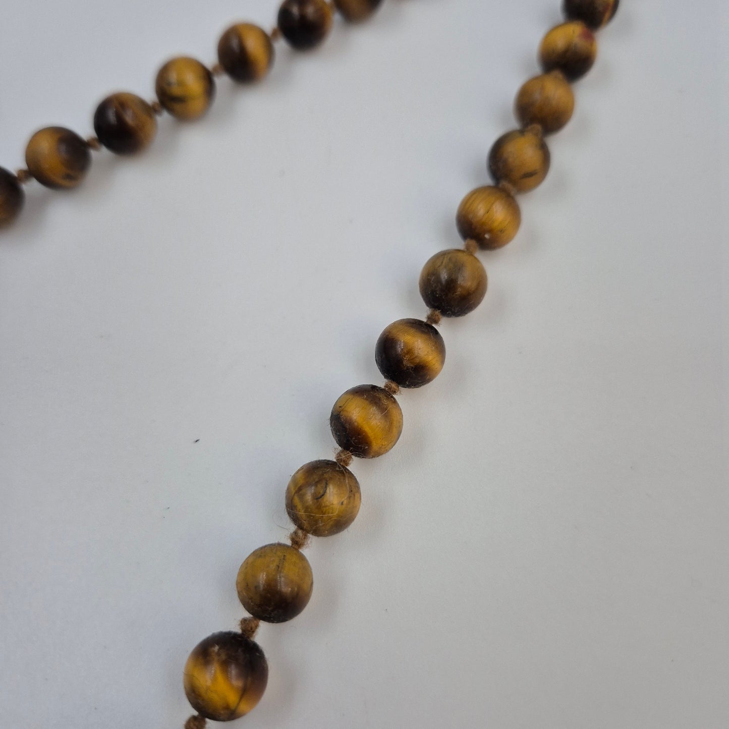 Elegante Tigerauge Edelstein Halskette – Zeitloser Naturstein Schmuck