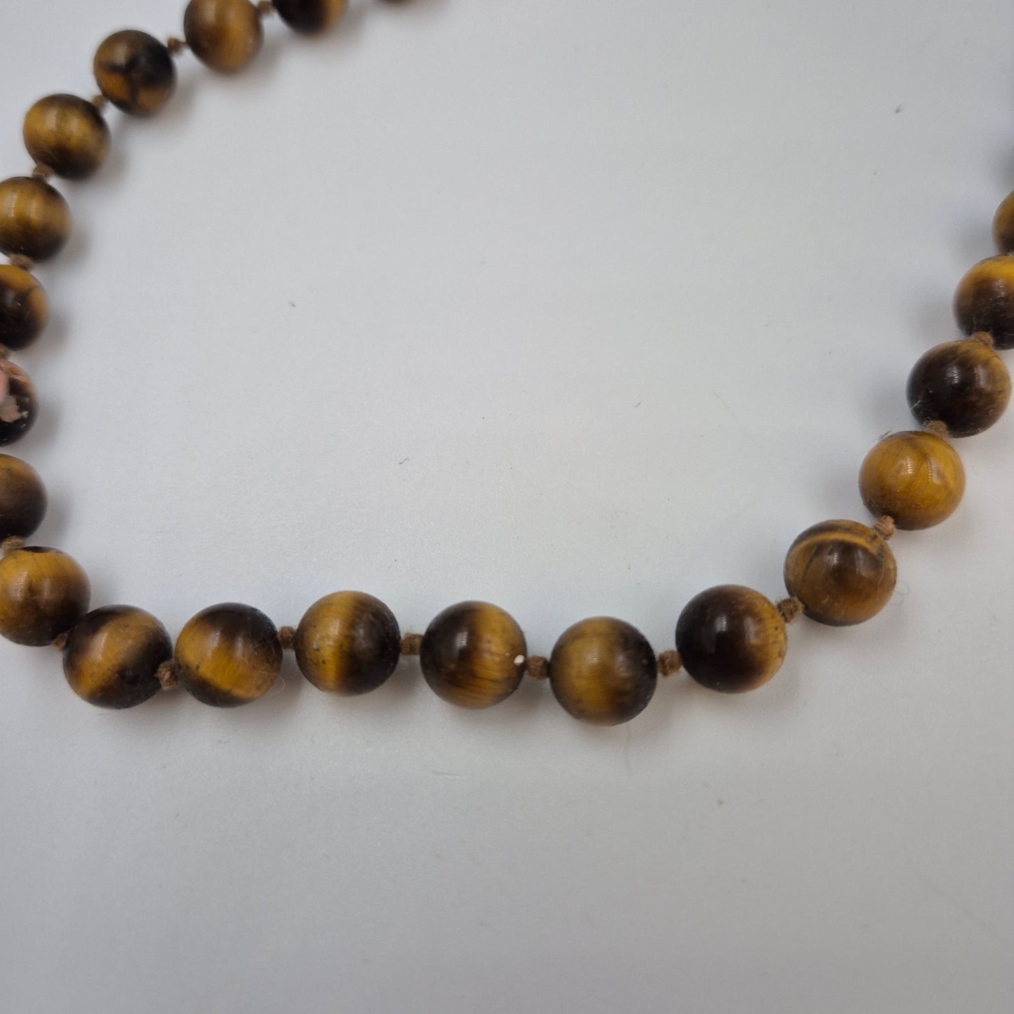 Elegante Tigerauge Edelstein Halskette – Zeitloser Naturstein Schmuck
