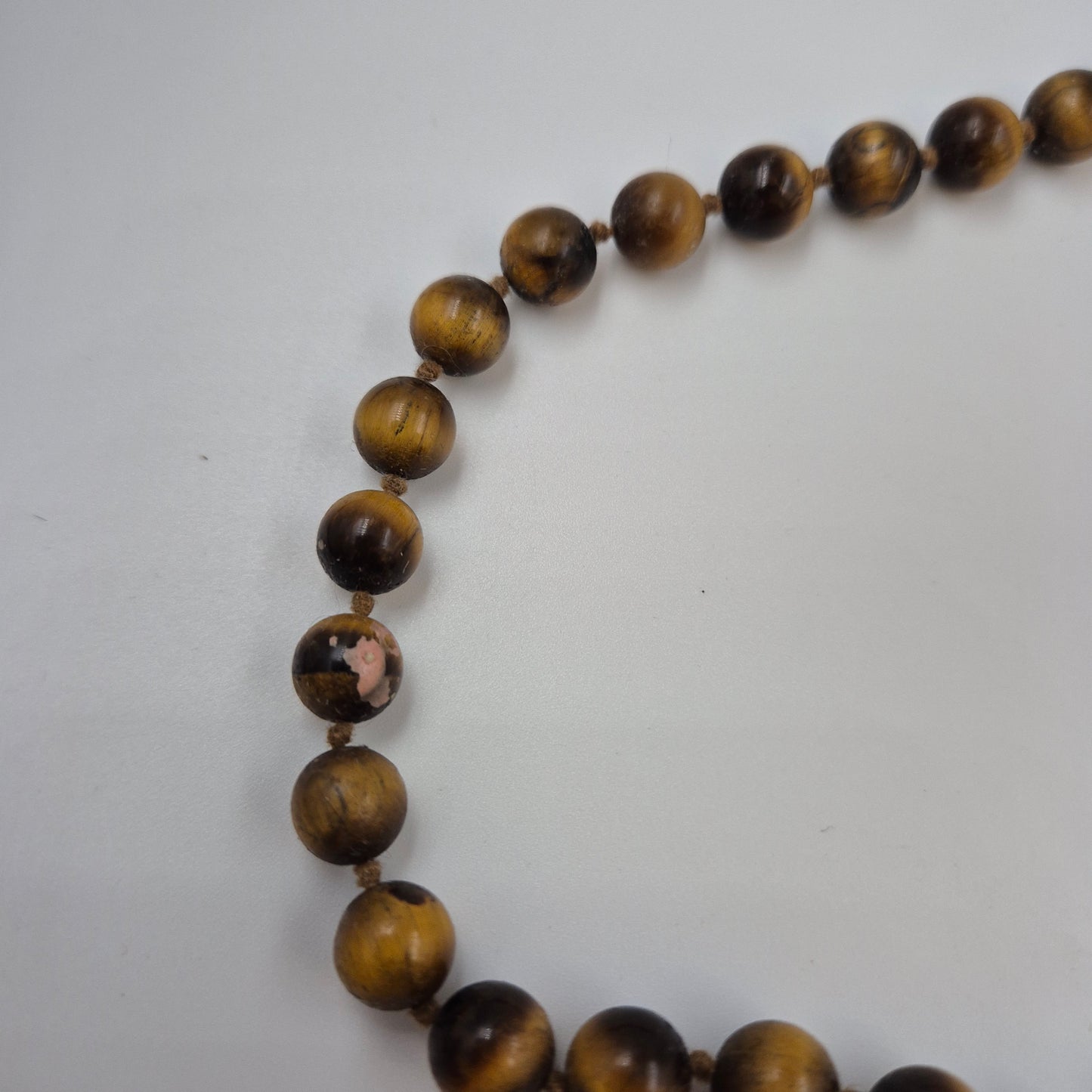 Elegante Tigerauge Edelstein Halskette – Zeitloser Naturstein Schmuck