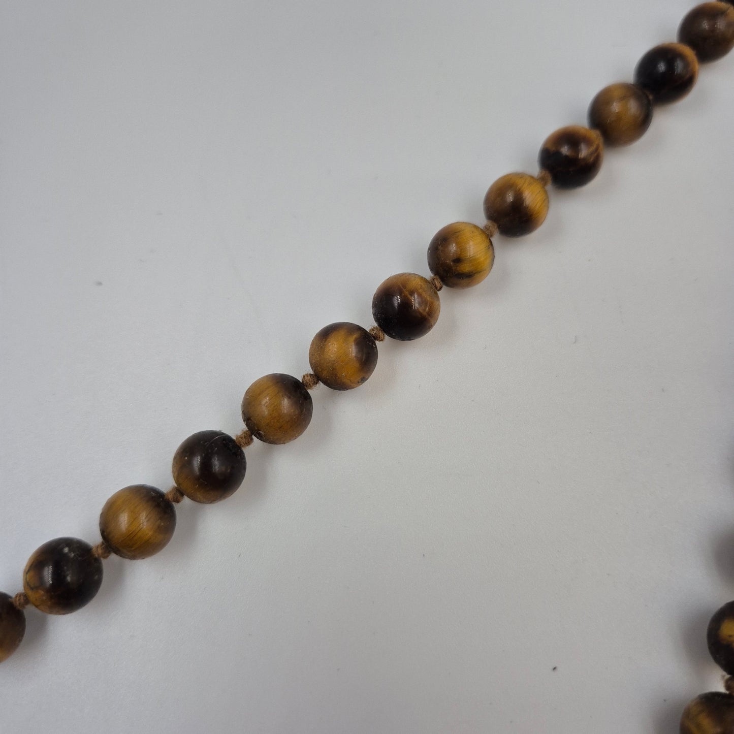 Elegante Tigerauge Edelstein Halskette – Zeitloser Naturstein Schmuck