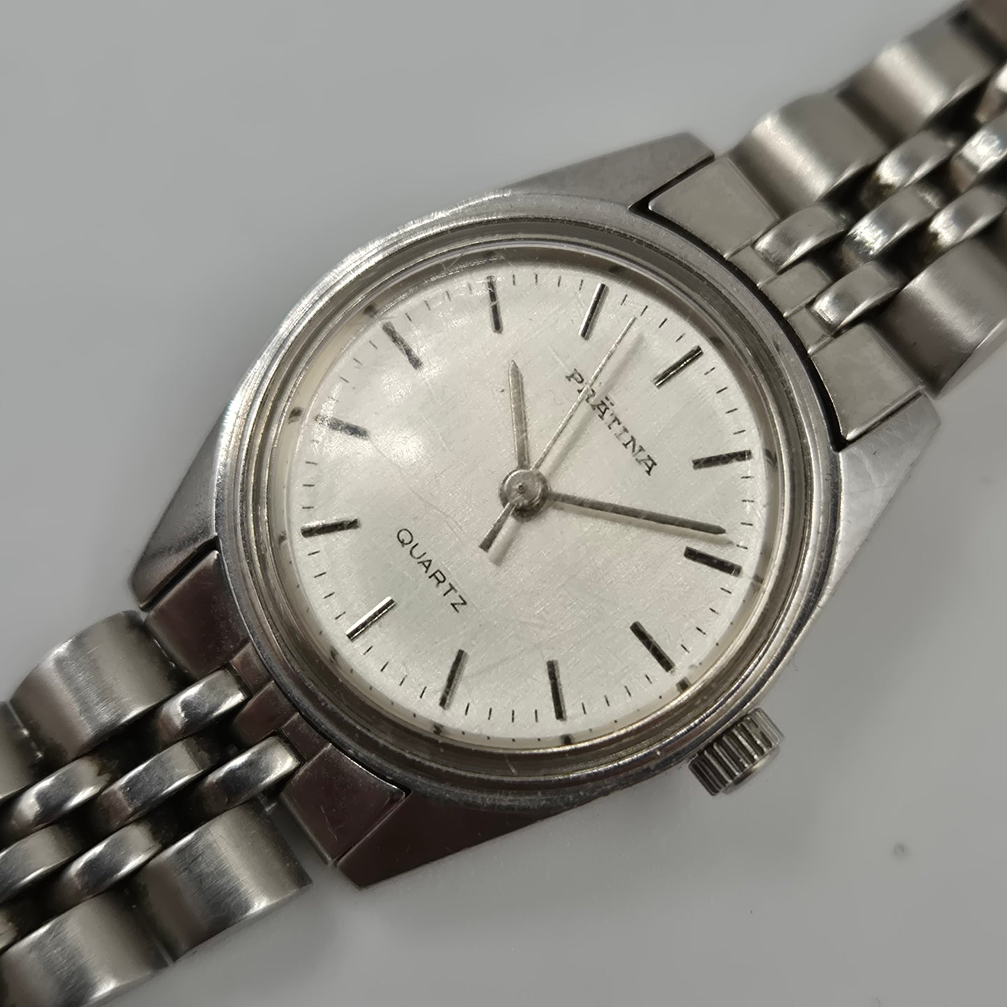 Klassische Prätina Damen Uhr – Zeitloses Edelstahl Design
