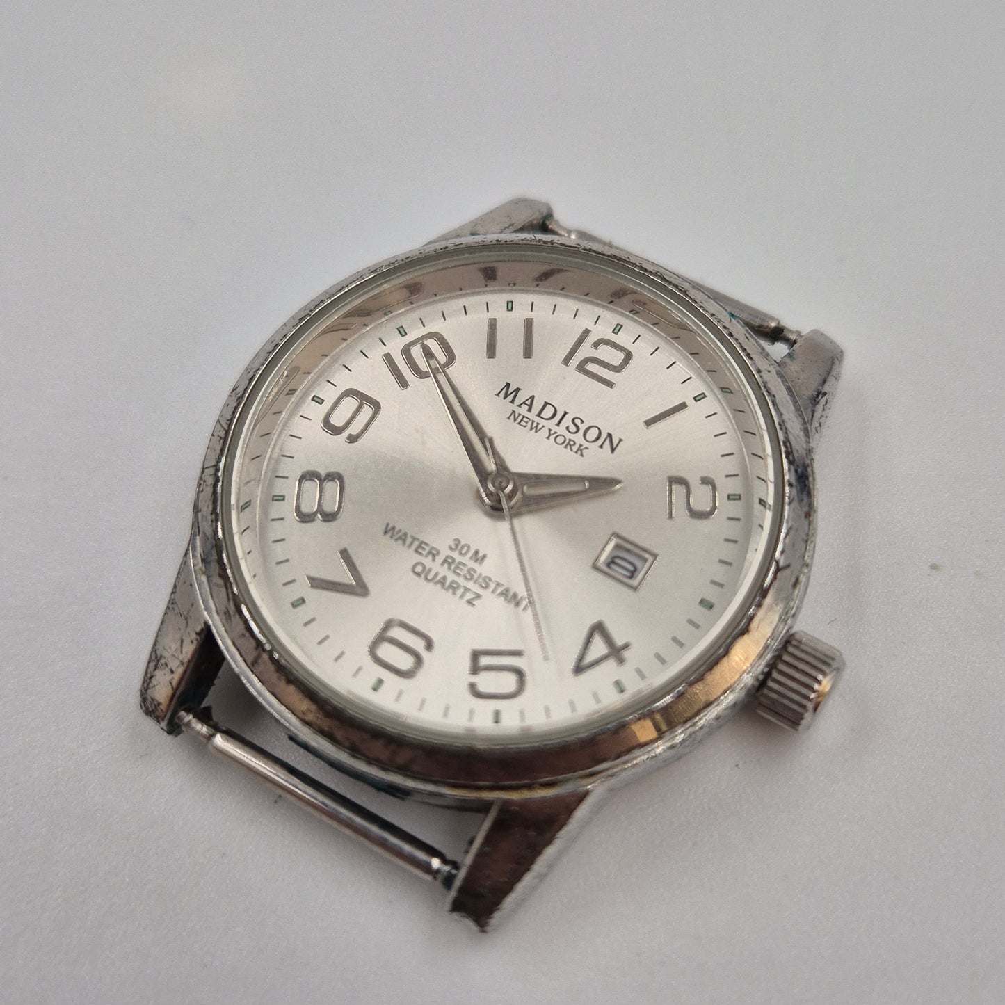 Klassische Madison New York Herren Uhr – Silbernes Zifferblatt