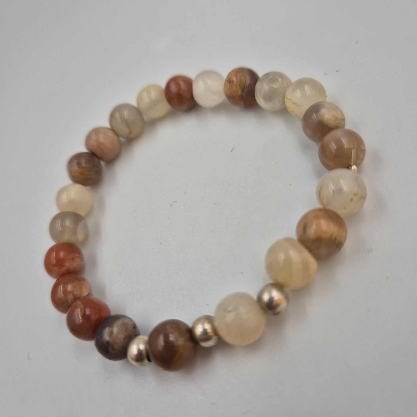 Naturstein Perlen Armband – Edler Boho-Schmuck in warmen Erdtönen