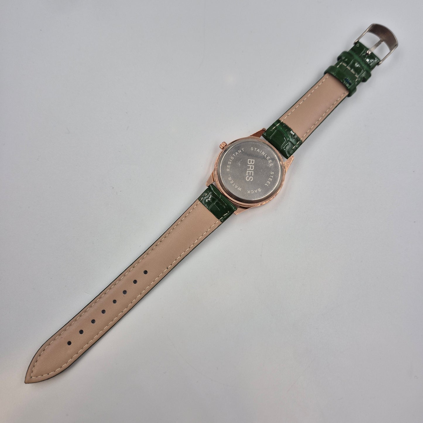 Elegante BRES Damen Uhr – Stilvolles Grün mit funkelndem Besatz