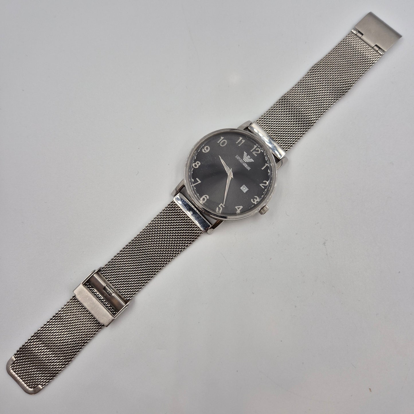 Stilvolle Emporio Armani Herren Uhr – Klassisch in Silber & Schwarz