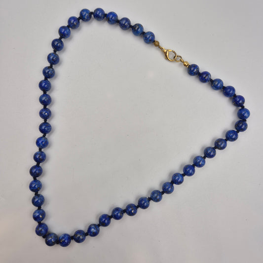 Elegante Lapis Lazuli Naturstein Kette – Tiefblau mit Karabinerverschluss