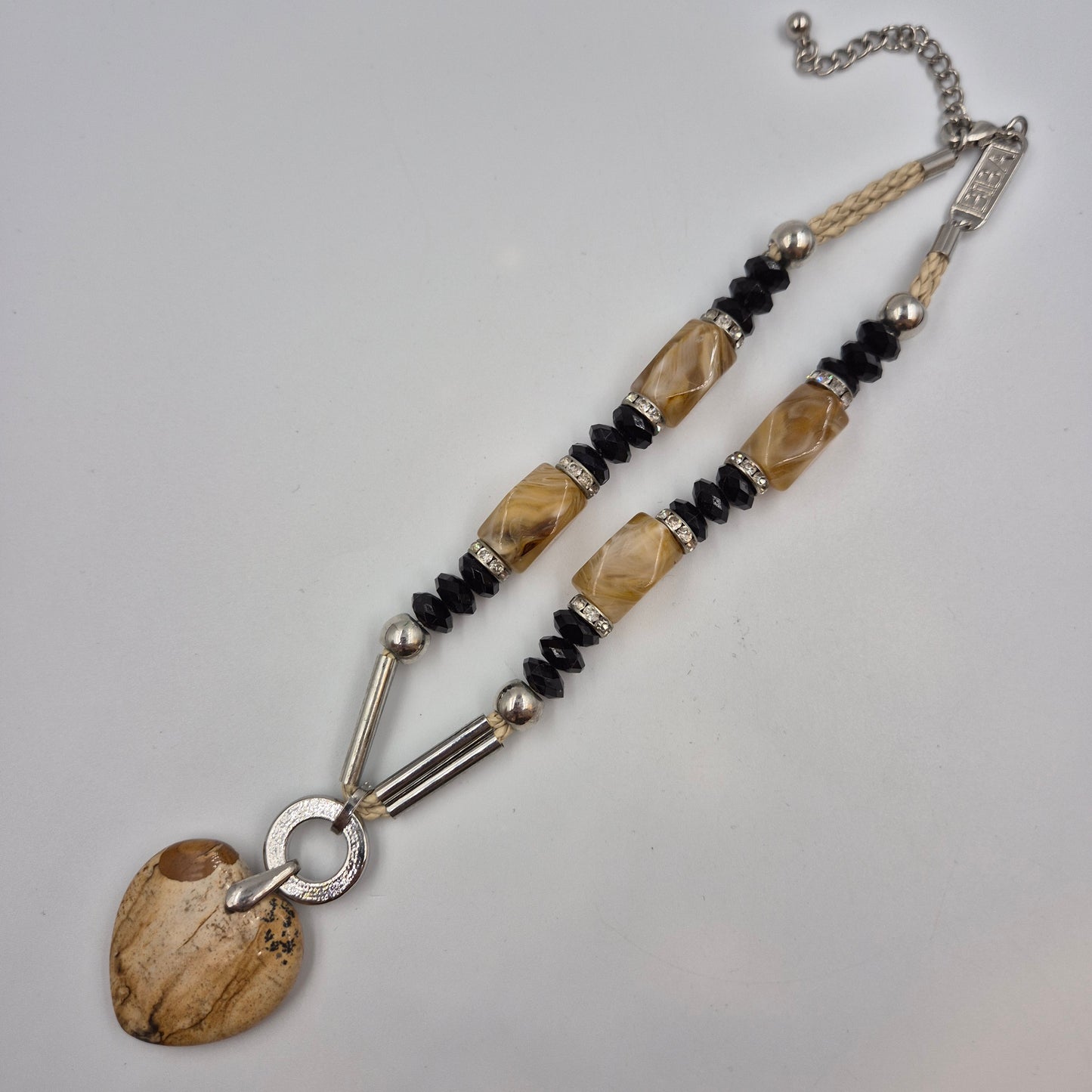 Elegante BIBA Damen Kette mit Herz Anhänger aus Naturstein