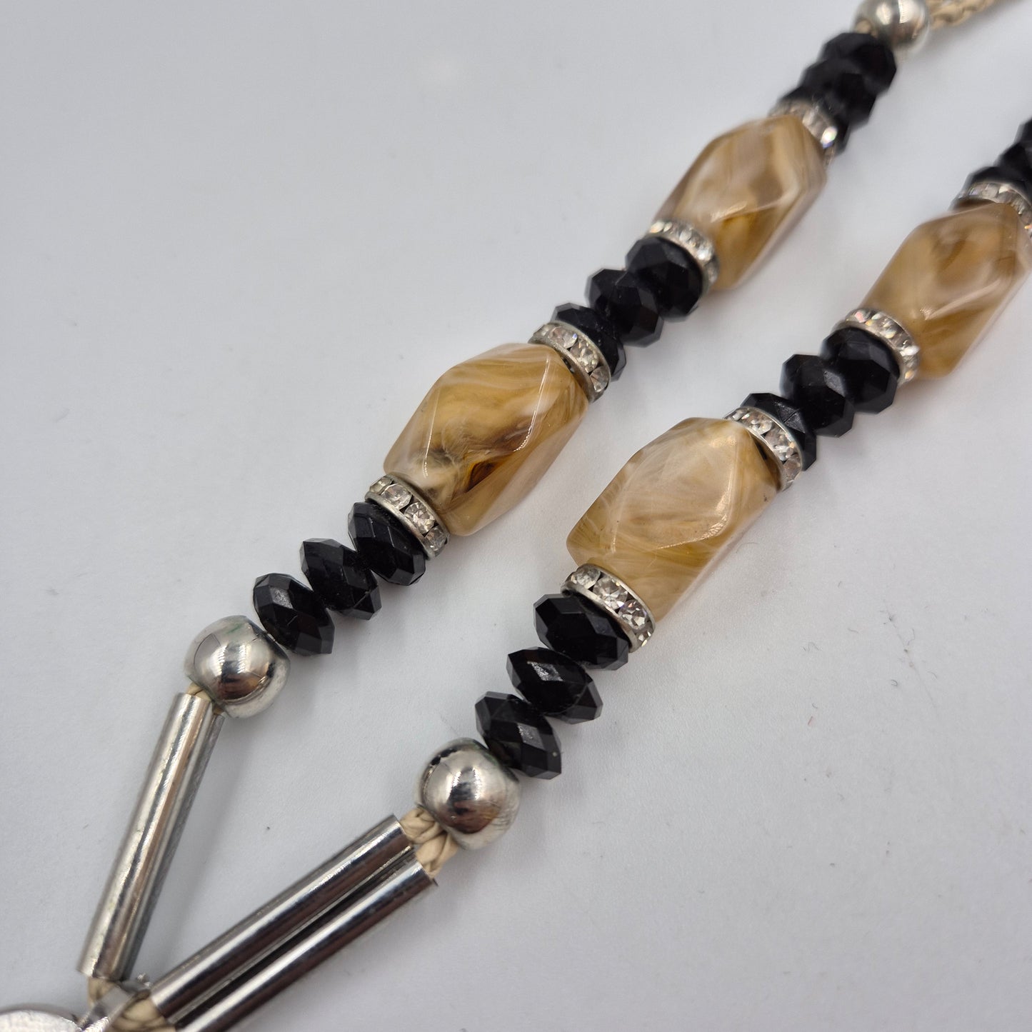 Elegante BIBA Damen Kette mit Herz Anhänger aus Naturstein