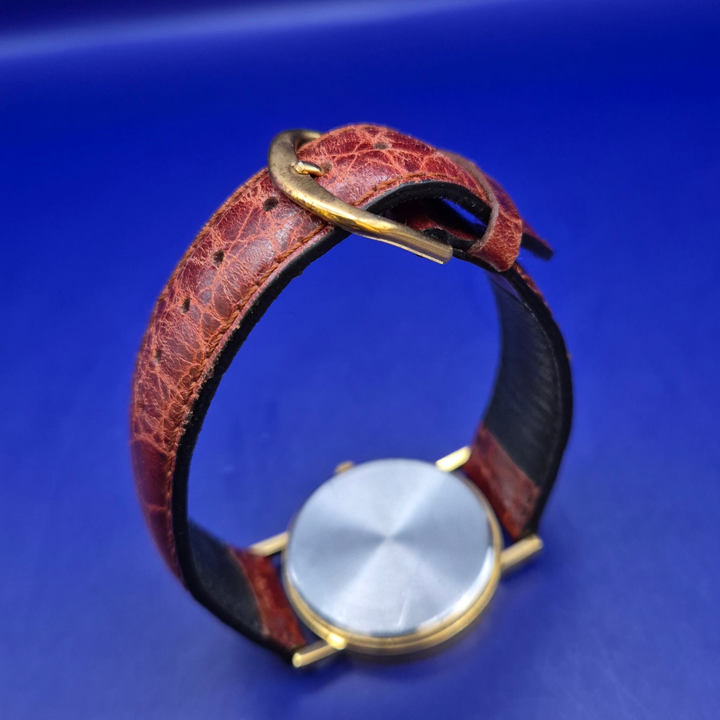 Ausgefallene Unisex Uhr mit Hundemotiv – Vintage Style in Gold & Braun