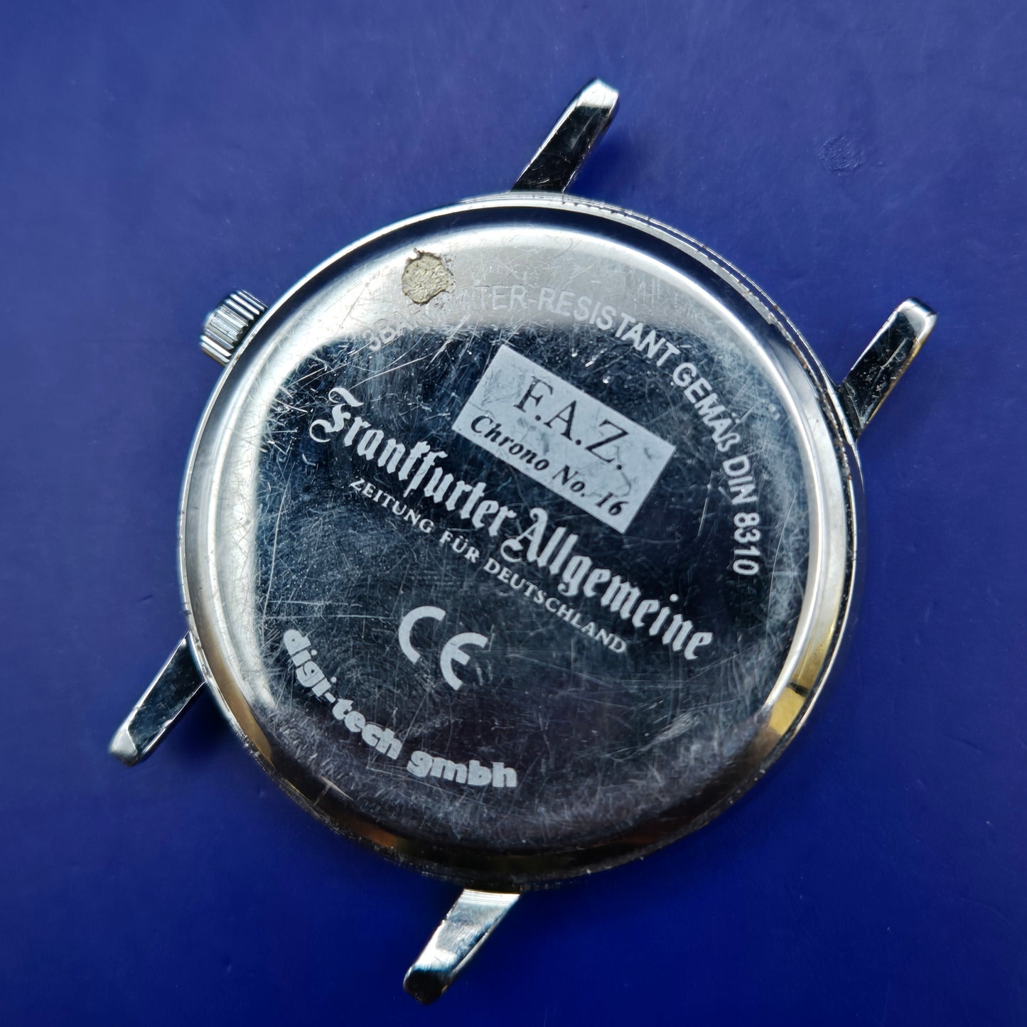 Klassische F.A.Z. Edition Chrono 16 Herren Uhr – Zeitloser Stil